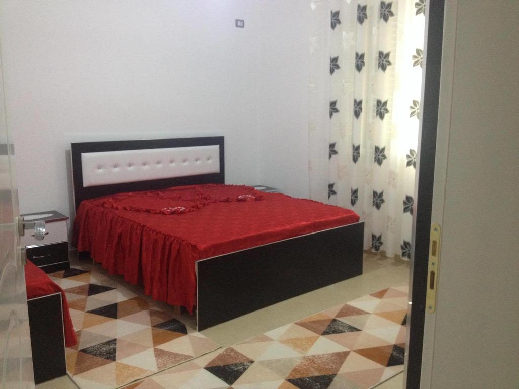 Guesthouse Anila Divjake Esterno foto